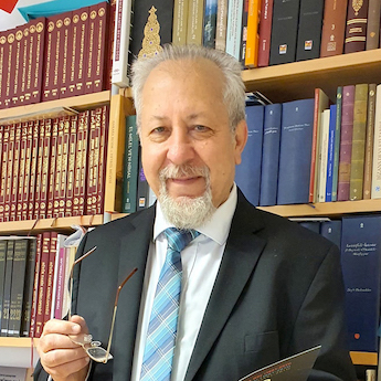 Dr. Latif Celik